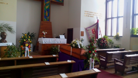 D�stojn� civiln� smute�n� ob�ad Chrudimi v Husov� sboru se zpopeln�n�m. Doprava zesnul�ho z Chrudimi a Pardubic cena od 20 550 K�